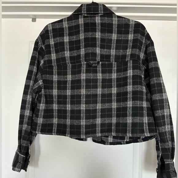 H&M Plaid Cropped Jacket, size small - Picture 2 of 3
